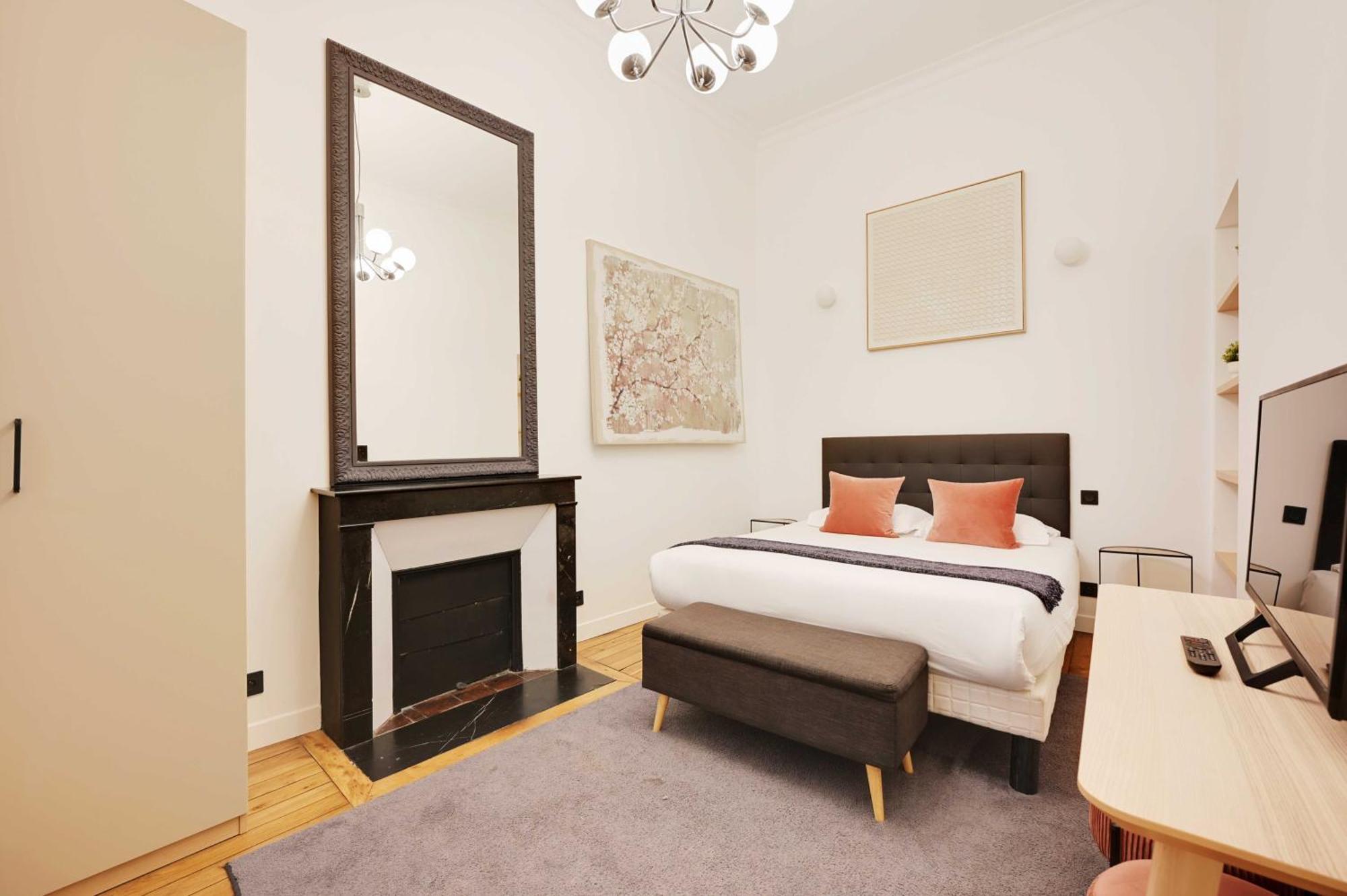 Beautiful -1br-4p- Tour Eiffel - Invalides Paris